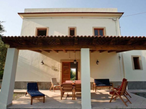 Detached villa in an excellent location only 200 meters from the sea, Patti